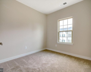 9583 Tall Oaks Road - Photo Thumbnail 18
