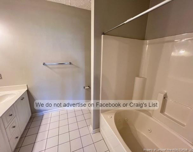 4010 Bardstown Court - Photo Thumbnail 9
