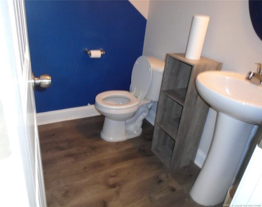 2240 Mannington Drive - Photo Thumbnail 13
