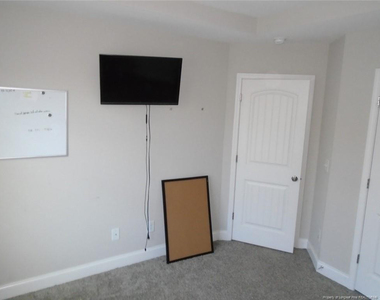 2240 Mannington Drive - Photo Thumbnail 26