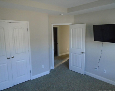 2240 Mannington Drive - Photo Thumbnail 23