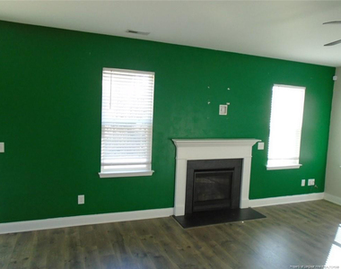 2240 Mannington Drive - Photo Thumbnail 9