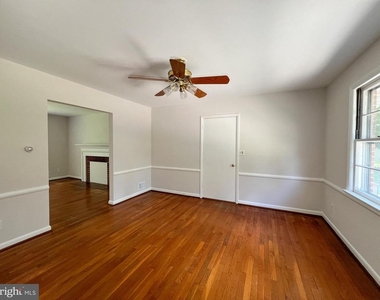 10001 Woodhill Road - Photo Thumbnail 13