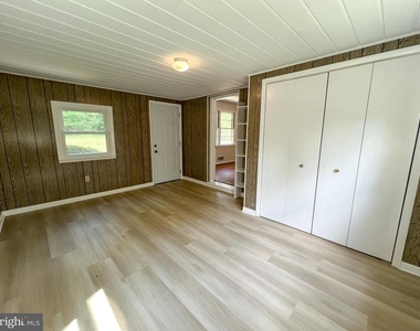 10001 Woodhill Road - Photo Thumbnail 15