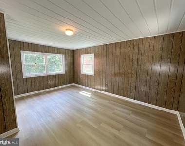 10001 Woodhill Road - Photo Thumbnail 14