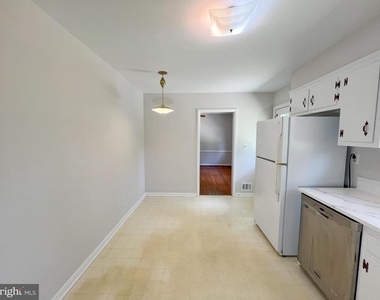 10001 Woodhill Road - Photo Thumbnail 6