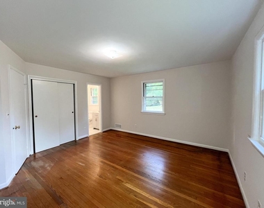 10001 Woodhill Road - Photo Thumbnail 21