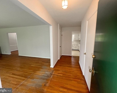 10001 Woodhill Road - Photo Thumbnail 3