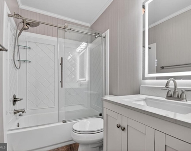 7435 Crestberry Lane - Photo Thumbnail 31