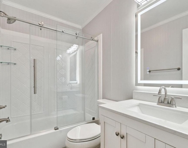 7435 Crestberry Lane - Photo Thumbnail 24