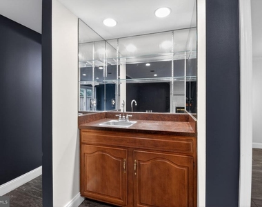 7435 Crestberry Lane - Photo Thumbnail 40