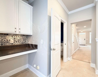 7754 Acc Boulevard - Photo Thumbnail 11