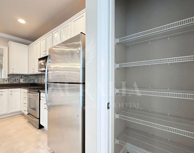 7754 Acc Boulevard - Photo Thumbnail 12