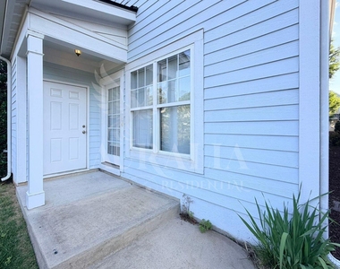 7754 Acc Boulevard - Photo Thumbnail 35