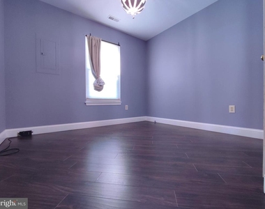 7671 Coachlight Lane - Photo Thumbnail 15