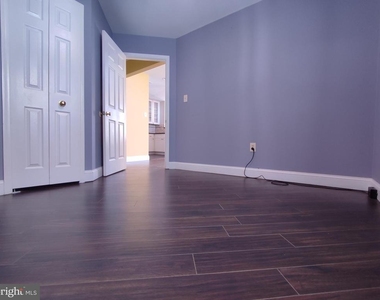 7671 Coachlight Lane - Photo Thumbnail 16