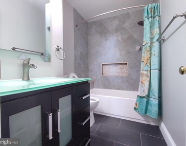 7671 Coachlight Lane - Photo Thumbnail 17