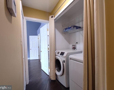 7671 Coachlight Lane - Photo Thumbnail 21