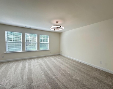 947 Kensley Grove Lane - Photo Thumbnail 15