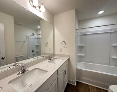 947 Kensley Grove Lane - Photo Thumbnail 25
