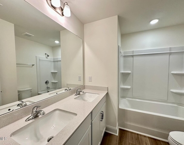 951 Kensley Grove Lane - Photo Thumbnail 25