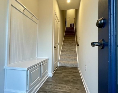 7042 Cedar Avenue - Photo Thumbnail 19