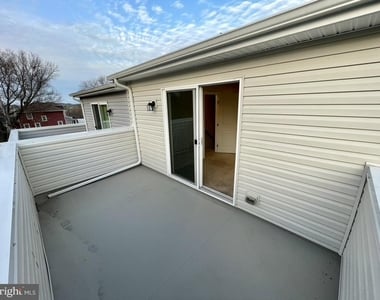 7042 Cedar Avenue - Photo Thumbnail 17