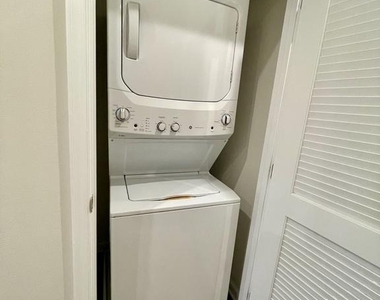 7042 Cedar Avenue - Photo Thumbnail 13