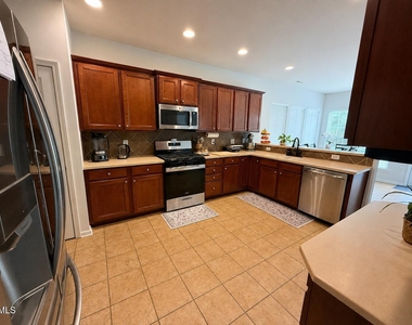 317 Euphoria Circle - Photo Thumbnail 4