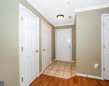 2501 Hemingway Drive - Photo Thumbnail 1