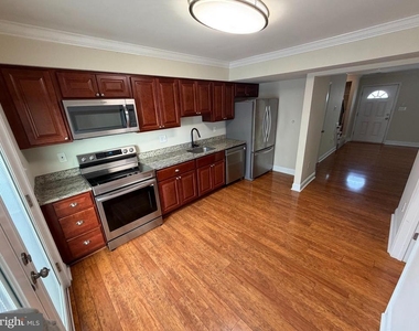 534 Lancaster Place - Photo Thumbnail 5