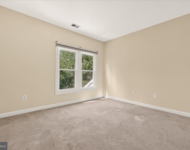 6430 Bellevue Place - Photo Thumbnail 26