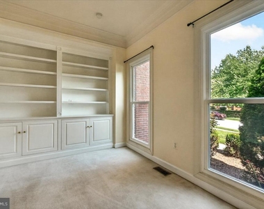 6430 Bellevue Place - Photo Thumbnail 2