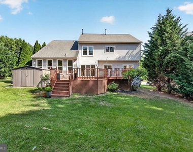 6430 Bellevue Place - Photo Thumbnail 41