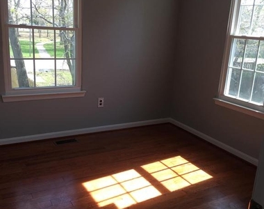 4070 Bluebird Drive - Photo Thumbnail 6