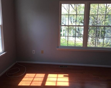 4070 Bluebird Drive - Photo Thumbnail 14