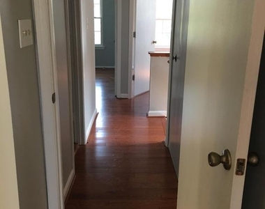4070 Bluebird Drive - Photo Thumbnail 16