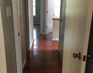 4070 Bluebird Drive - Photo Thumbnail 5