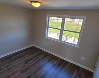4007 Saint Augustine Lane - Photo Thumbnail 8