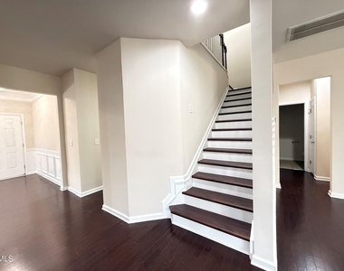 1017 Magnolia Blossom Lane - Photo Thumbnail 18