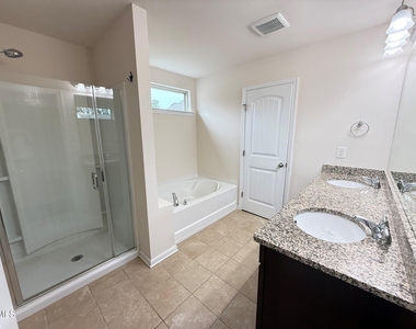 1017 Magnolia Blossom Lane - Photo Thumbnail 27