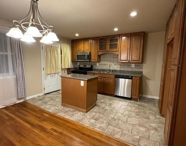1513 Aldeney Avenue - Photo Thumbnail 8