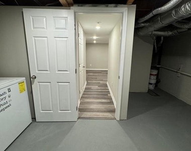 1513 Aldeney Avenue - Photo Thumbnail 16
