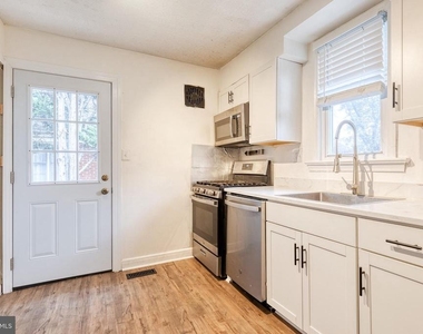 5412 Clifton Avenue - Photo Thumbnail 3