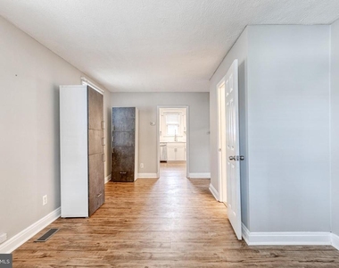 5412 Clifton Avenue - Photo Thumbnail 5