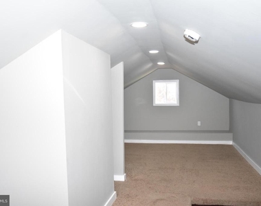 2902 Michigan Avenue - Photo Thumbnail 12