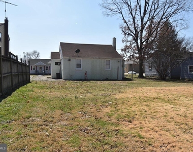 2902 Michigan Avenue - Photo Thumbnail 1