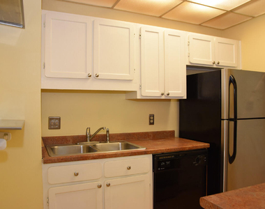1500 River Mill Drive - Photo Thumbnail 10