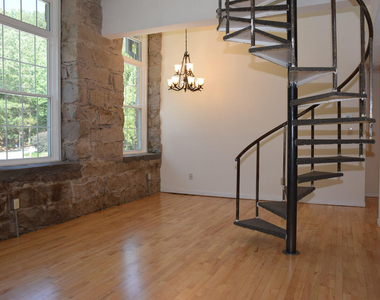 1500 River Mill Drive - Photo Thumbnail 4