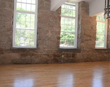 1500 River Mill Drive - Photo Thumbnail 3